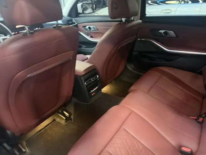 BMW 3 Series 2023 Model 325Li M Sports Set – фото 9