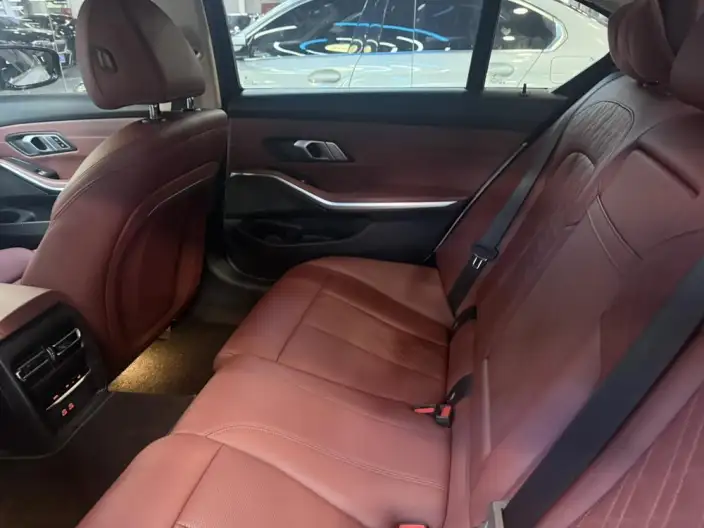 BMW 3 Series 2023 Model 325Li M Sports Set – фото 10