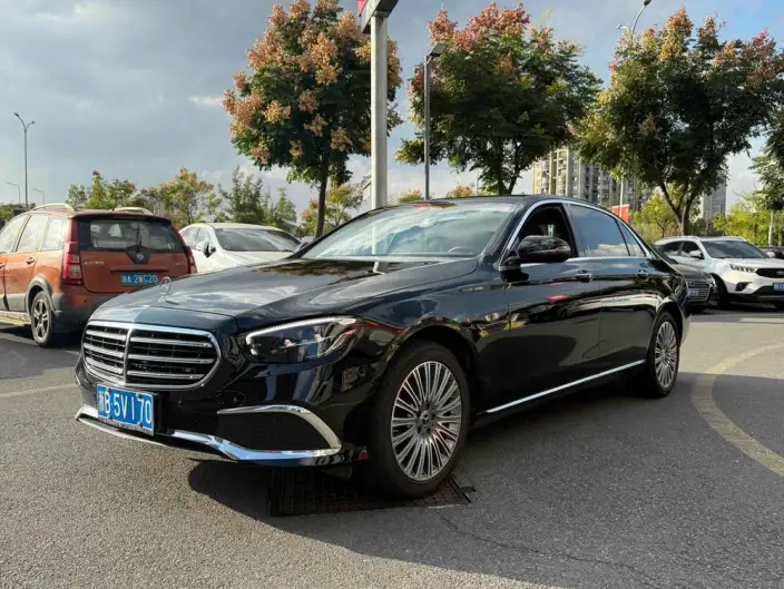 Mercedes-Benz E-Class 2023 Model E 260 L sedan