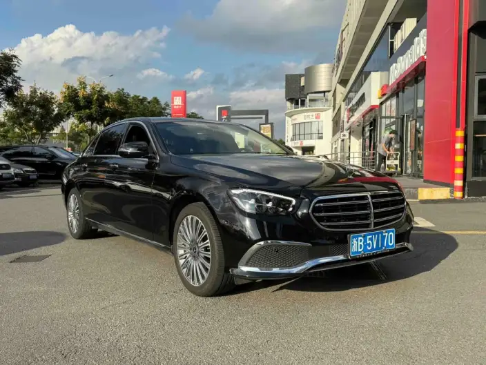 Mercedes-Benz E-Class 2023 Model E 260 L sedan