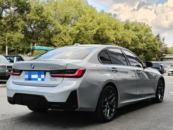 BMW 3 Series 2025 Model 330Li 50th Anniversary Limited edition – фото 6
