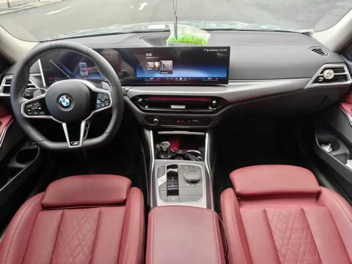 BMW 3 Series 2025 Model 330Li 50th Anniversary Limited edition – фото 7