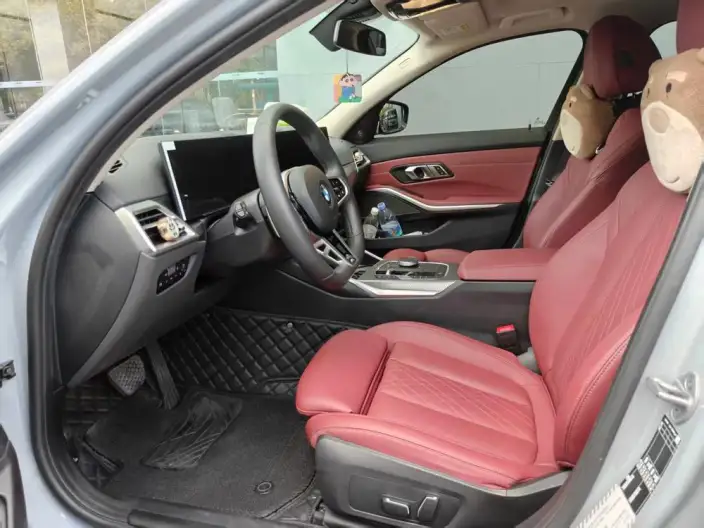 BMW 3 Series 2025 Model 330Li 50th Anniversary Limited edition – фото 9