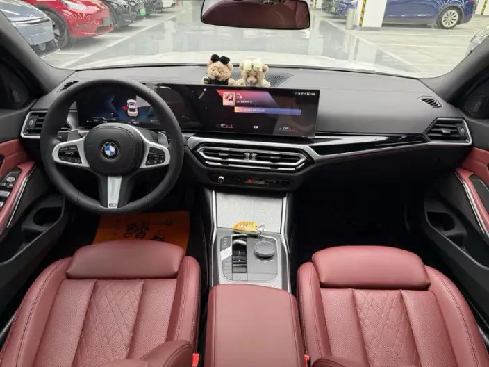 BMW 3 Series 2023 Model 325i M Sports Set – фото 7