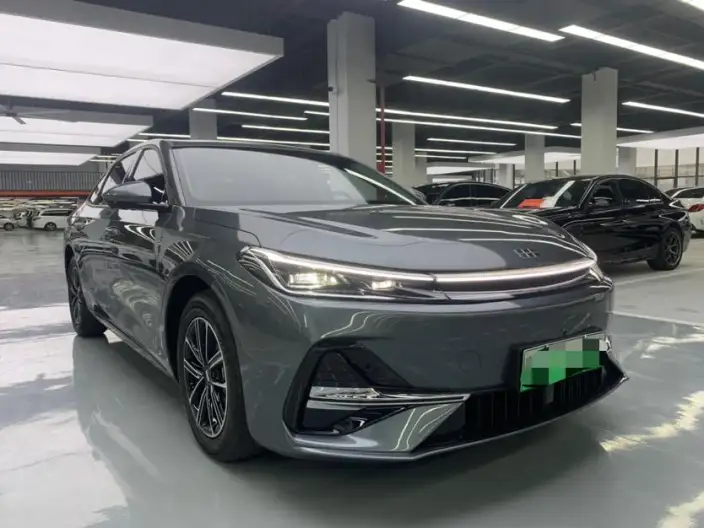 Geely Galaxy A7 EM 2025 Model 70km Voyage Edition