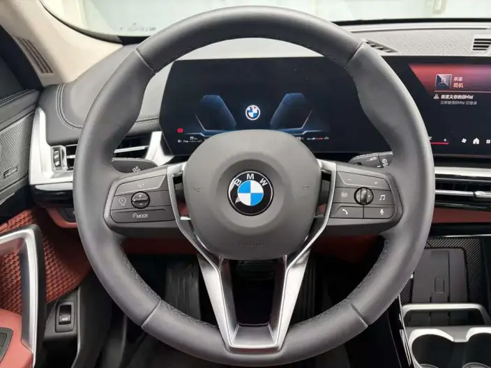 BMW X1 2026 Model sDrive25Li X Design Set – фото 10
