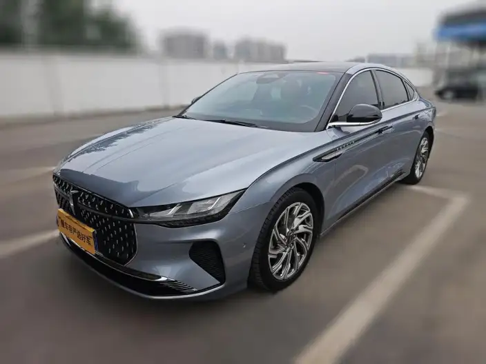 Lincoln Z 2022 Model i Xiang Zunya Edition – фото 1