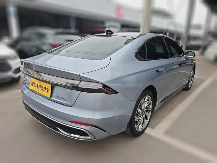 Lincoln Z 2022 Model i Xiang Zunya Edition – фото 4