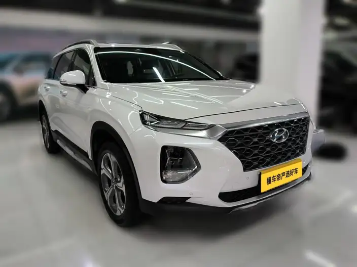 Hyundai Santa Fe 2020 Model 380 TGDi GLS Automatic 2WD Deluxe Edition – фото 2