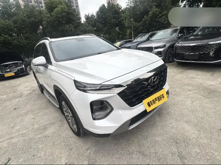 Hyundai Santa Fe 2023 Model Traveler 380T GDi GLX 2WD Elite Edition