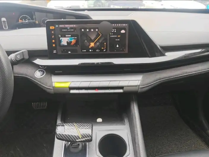 Changan UNI-V 2022 Model 1.5T Sports Edition – фото 7