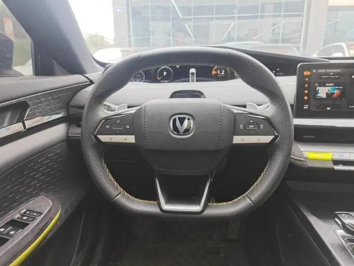Changan UNI-V 2022 Model 1.5T Sports Edition – фото 9