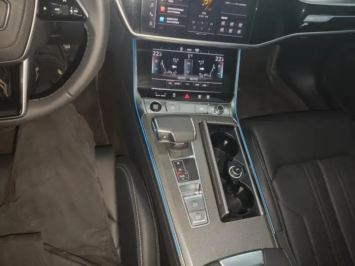 Audi A6L 2025 Model 40 TFSI Luxury Dynamic Model – фото 10