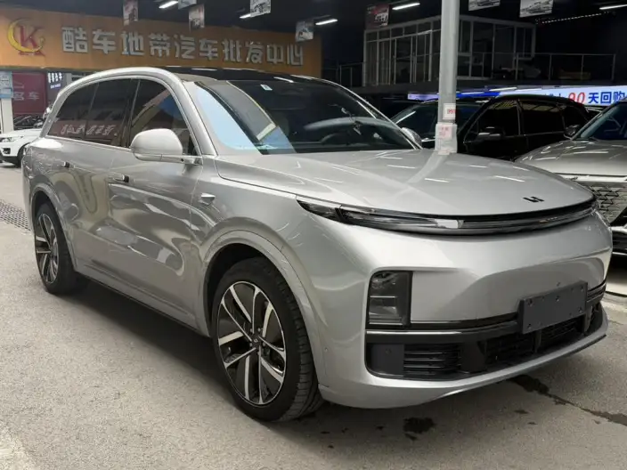 Li Auto L8 2023 Model Air Edition