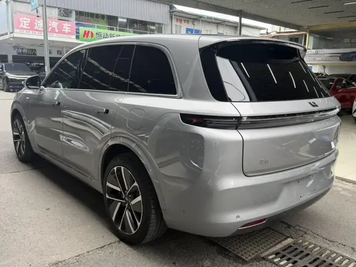 Li Auto L8 2023 Model Air Edition