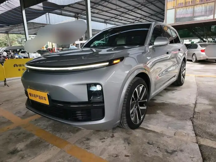 Li Auto L8 2023 Model Air Edition
