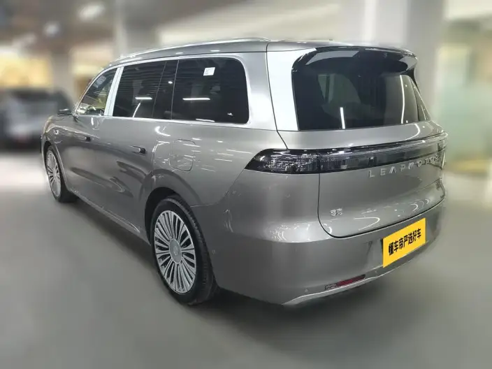 Leapmotor D19 2026 Model Extended Range 500 Zhizun Edition VII seat