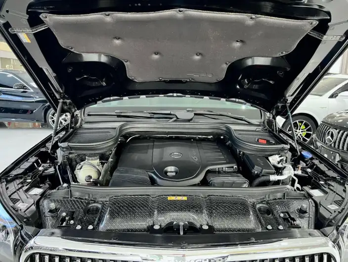 Mercedes-Benz GLS 2025 Model GLS 450 4MATIC Dynamic Model – фото 5