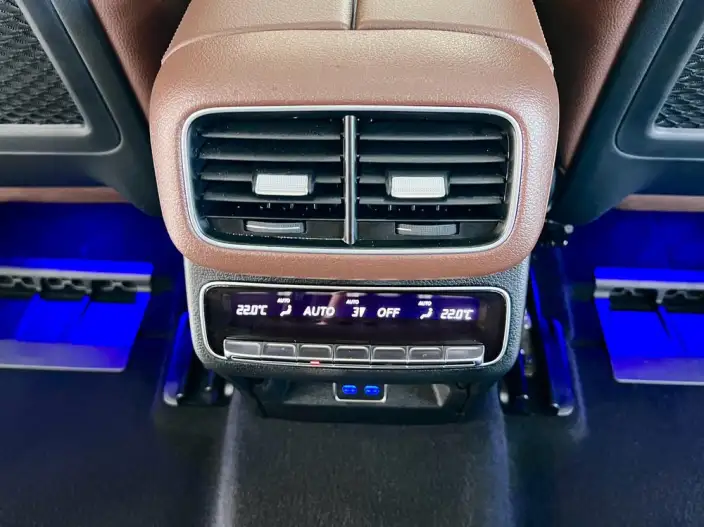Mercedes-Benz GLS 2025 Model GLS 450 4MATIC Dynamic Model – фото 6