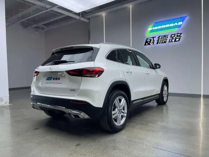 Mercedes-Benz GLA 2023 Model GLA 200 – фото 7