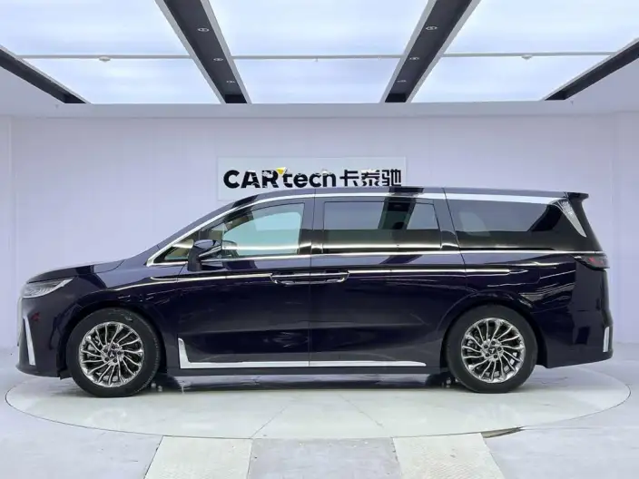 VOYAH Dreamer PHEV 2024 Model Ultra-long Endurance Ultimate Edition – фото 4