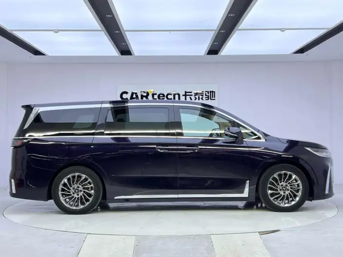 VOYAH Dreamer PHEV 2024 Model Ultra-long Endurance Ultimate Edition – фото 8