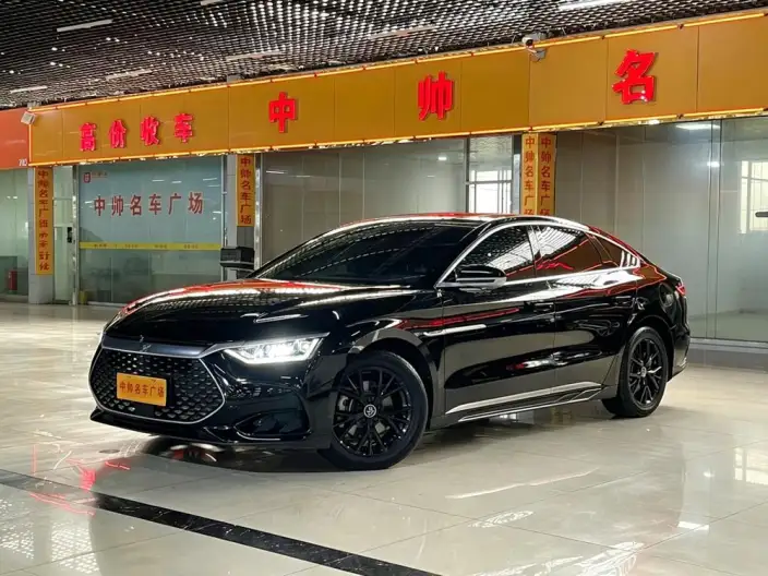 BYD Han DM 2024 Model DM-i Honor Edition 121KM Noble Model – фото 1