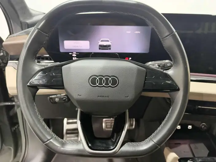 AUDI Q6L e-tron 2026 Model First Edition Pilot Edition – фото 9
