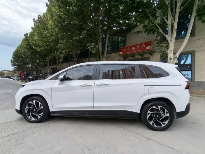 Hyundai Custin 2021 Model 380TGDi Deluxe Edition DLX