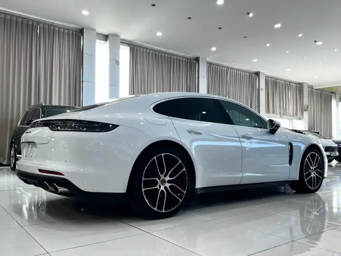 Panamera 2023 Model Facelift Panamera 2.9T Platinum edition