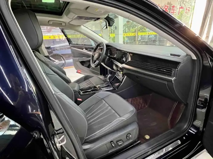 Volkswagen Passat 2024 Model 330TSI Elite Edition – фото 6