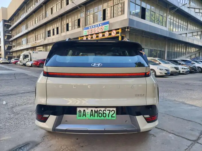 EO 2025 Model 2WD TECH 64.2kWh – фото 6