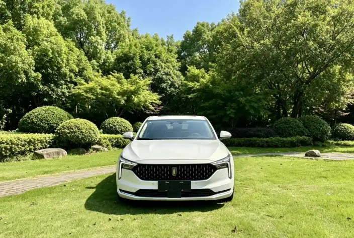 BESTUNE B70 2022 Model Third generation 2.0T Automatic Exclusive Model
