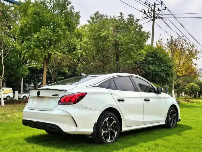 MG5 2022 Model 180DVVT CVT Youth Deluxe Edition – фото 7
