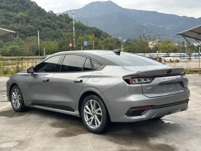 Ford Mondeo 2023 Model EcoBoost 245 Luxury Model