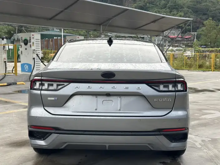 Ford Mondeo 2023 Model EcoBoost 245 Luxury Model – фото 5