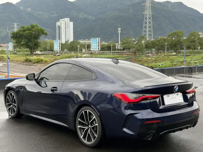 BMW 4 Series 2023 Model 430i M Sports Night Set – фото 4