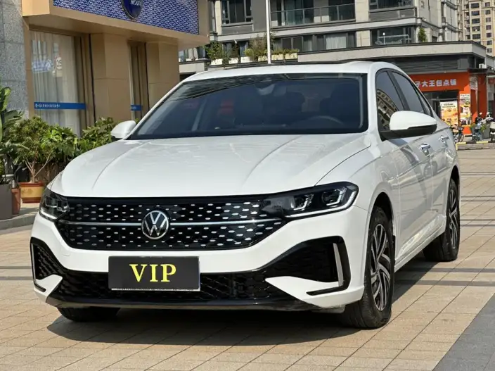 Volkswagen Lavida 2025 Model 1.5L Automatic Starry Sky Five Million Edition – фото 1
