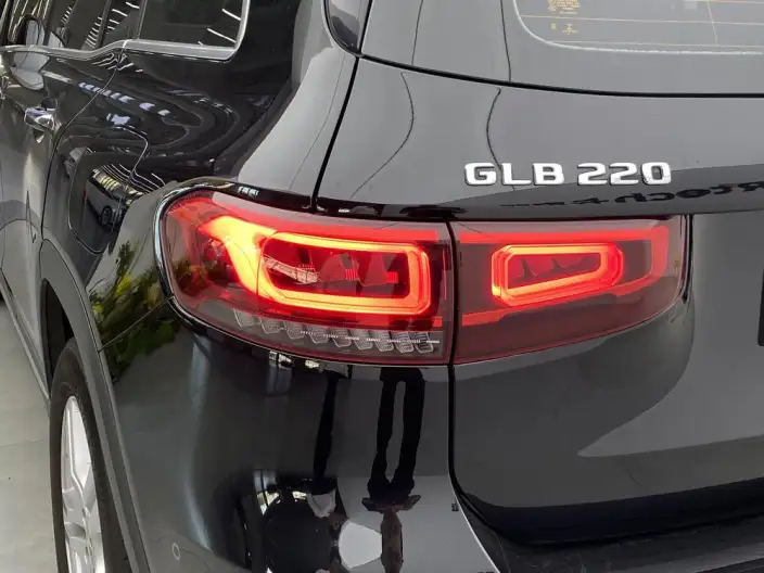 Mercedes-Benz GLB 2022 Model GLB 220 Dynamic Model – фото 7