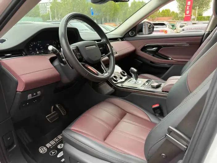 Range Rover Evoque PHEV 2021 Model Aurora L P300e – фото 8