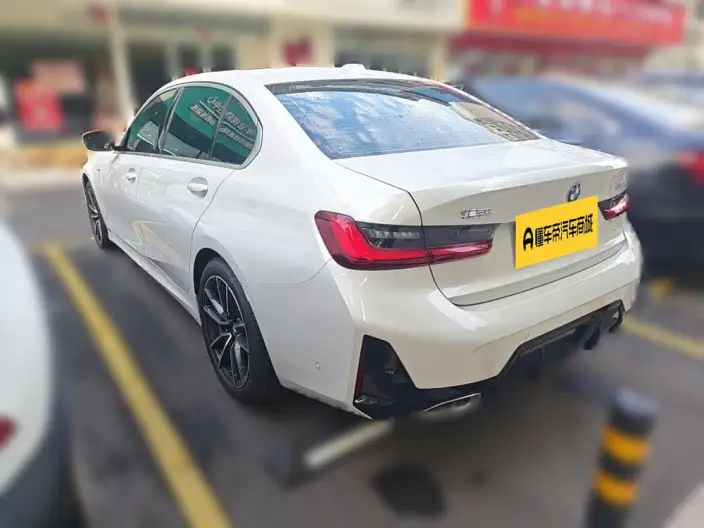 BMW 3 Series 2026 Model 325Li M Sports Set – фото 4