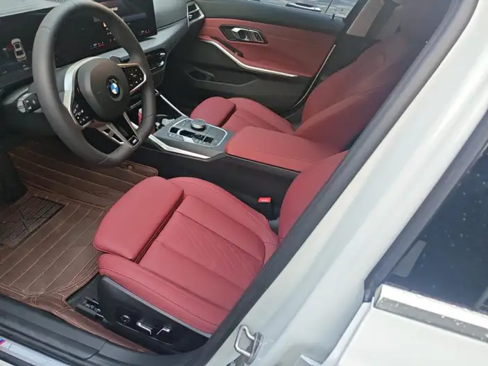 BMW 3 Series 2026 Model 325Li M Sports Set – фото 10