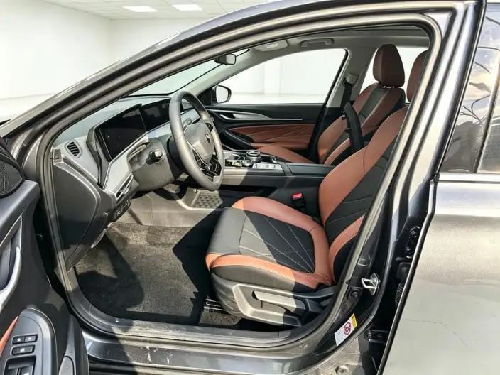 Changan Eado 2024 Model PLUS 1.4T DCT High Power Edition – фото 9
