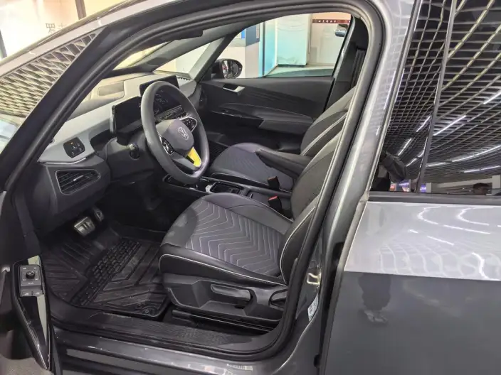 Volkswagen ID.3 2023 Model L Class Model Pure Smart Edition – фото 9