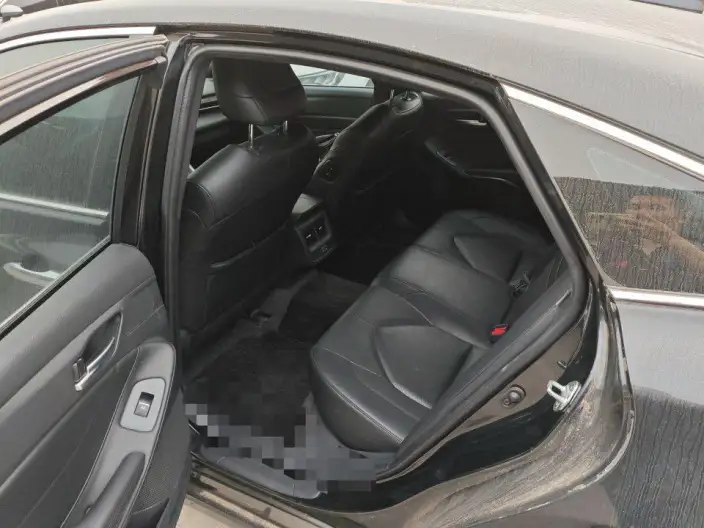 Toyota Avalon 2023 Model 2.5L Automatic Deluxe Edition – фото 8