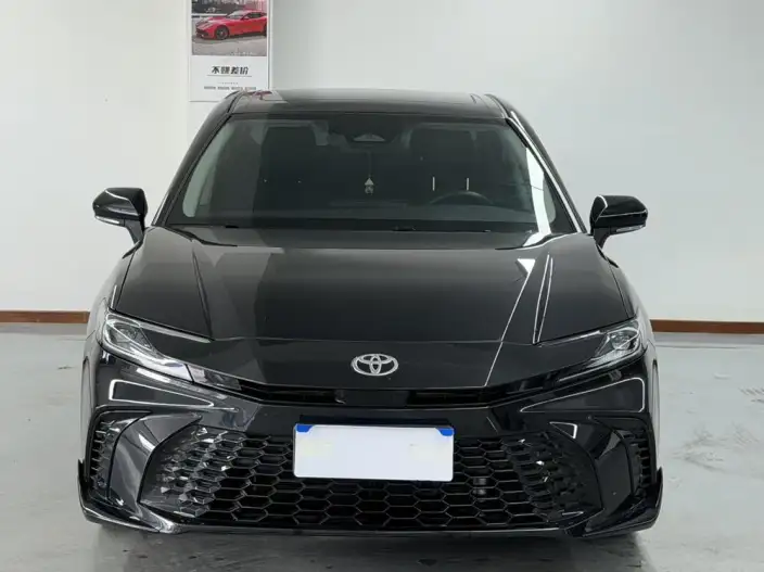Toyota Camry 2024 Model Hybrid 2.0HGVP Deluxe Edition – фото 2