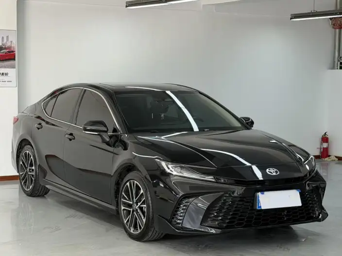 Toyota Camry 2024 Model Hybrid 2.0HGVP Deluxe Edition – фото 3