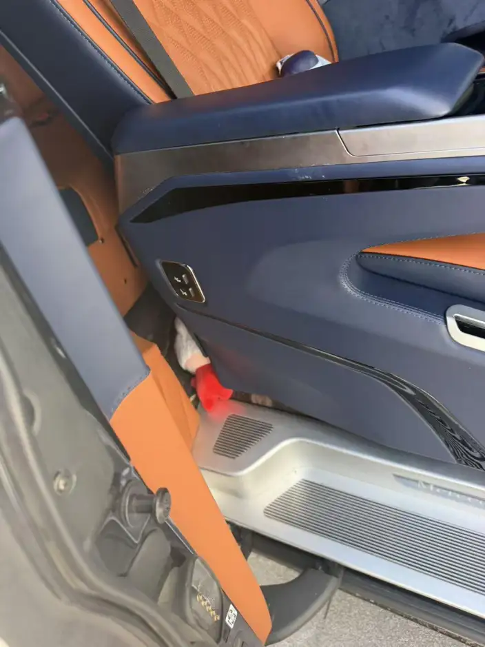 Viano 2023 Model 2.0T Elite Edition 7 seat – фото 6