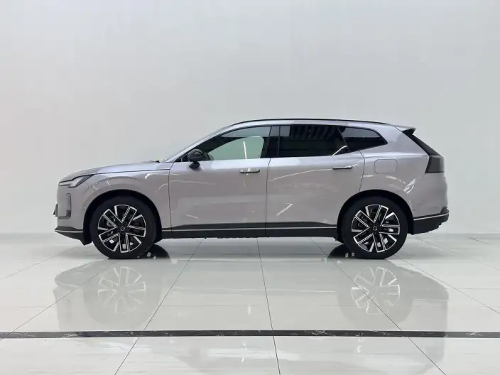 Volvo XC70 2026 Model 4WD Ultra-long Endurance Plus