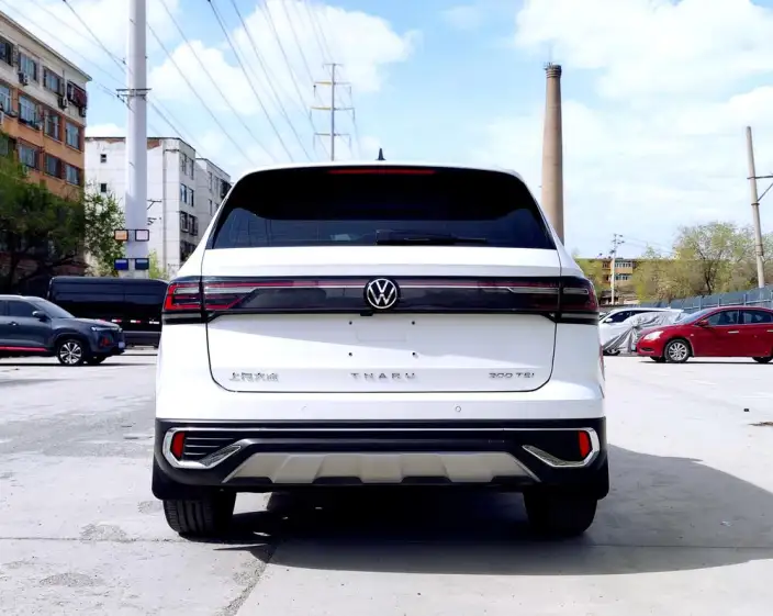 Volkswagen Tharu 2023 Model 300TSI 2WD Full Moon Edition – фото 5